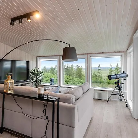 3Br Spacious Cottage With Geothermal Hottub & Stunning View Laugaras Exterior photo