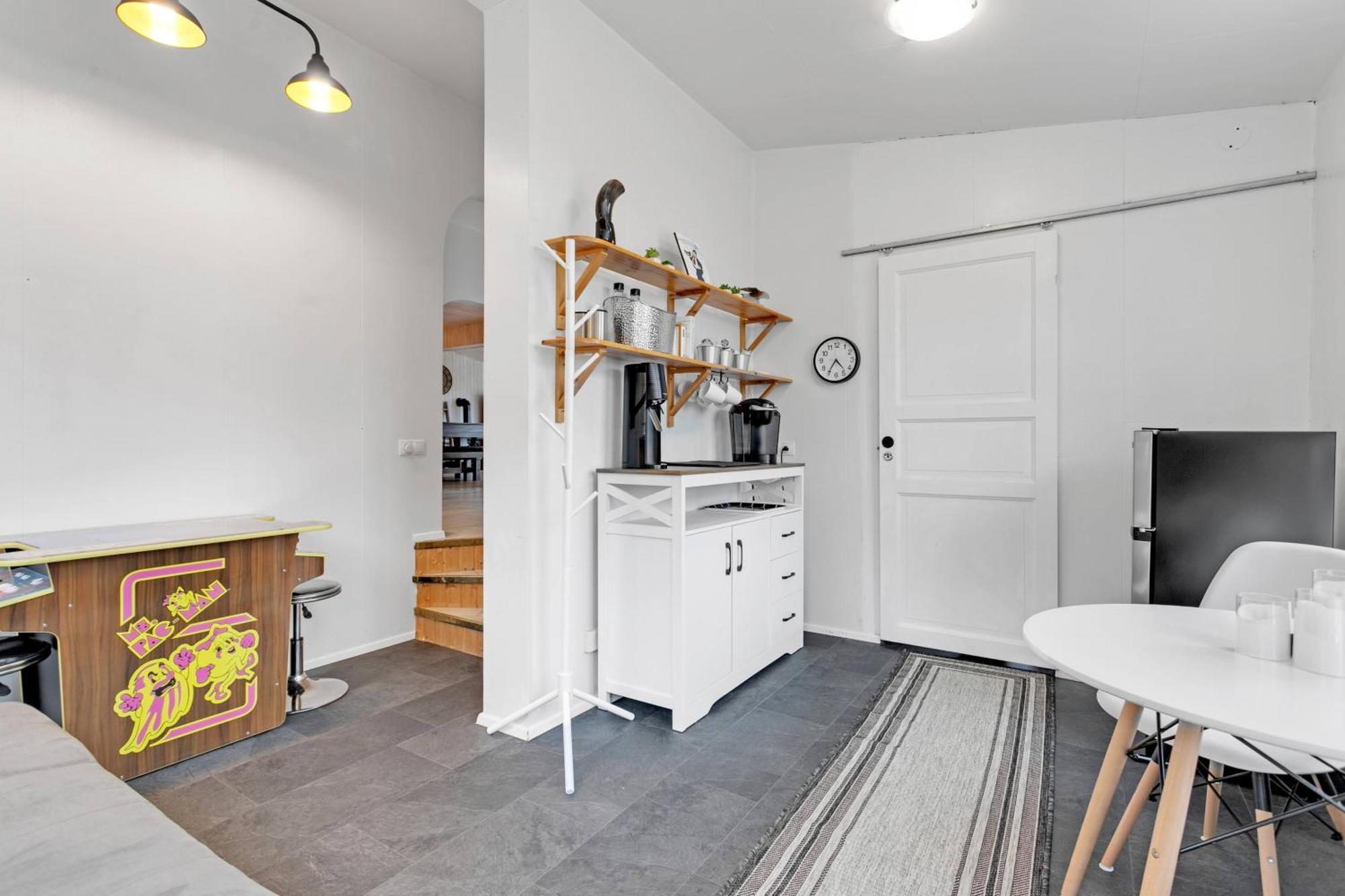 3br Spacious With Geothermal Hottub & Stunning View