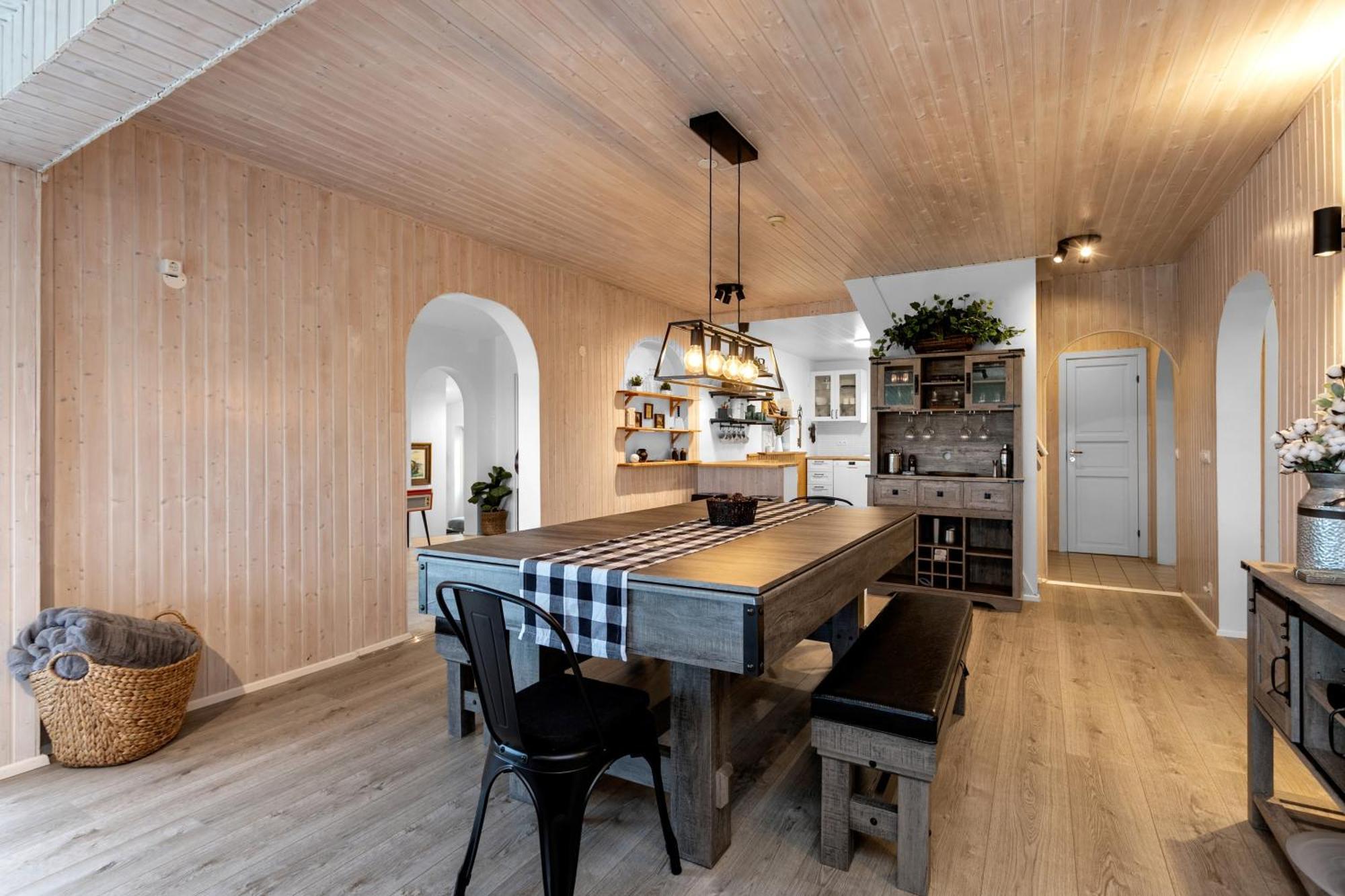 3br Spacious With Geothermal Hottub & Stunning View * Laugaras